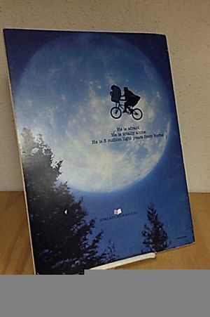 Signed E.T.: The Extra-Terrestrial Storybook image number 2
